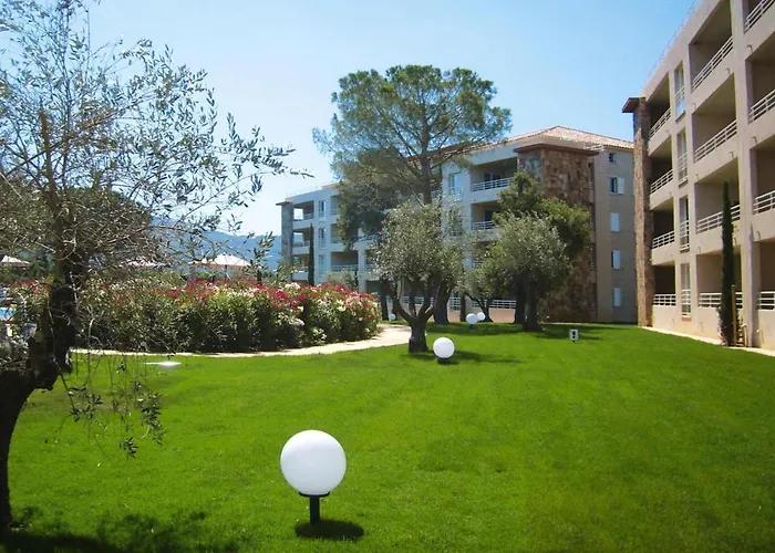 In Corsica Near Palombaggia Appartement *