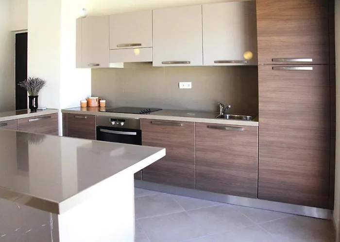 In Corsica Near Palombaggia 维琪奥港